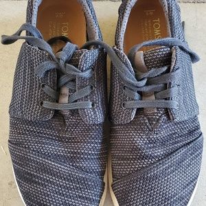 Toms shoes